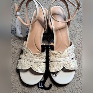 Time and Tru Women's Pearl Block Heel Sandals (11) NWT